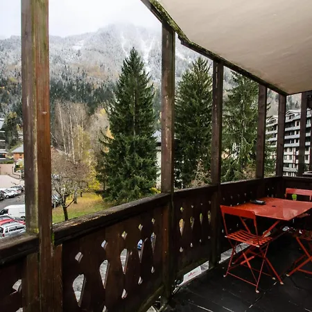 Jonquille - 2 Pieces Pour 4 Personnes 554 * Chamonix